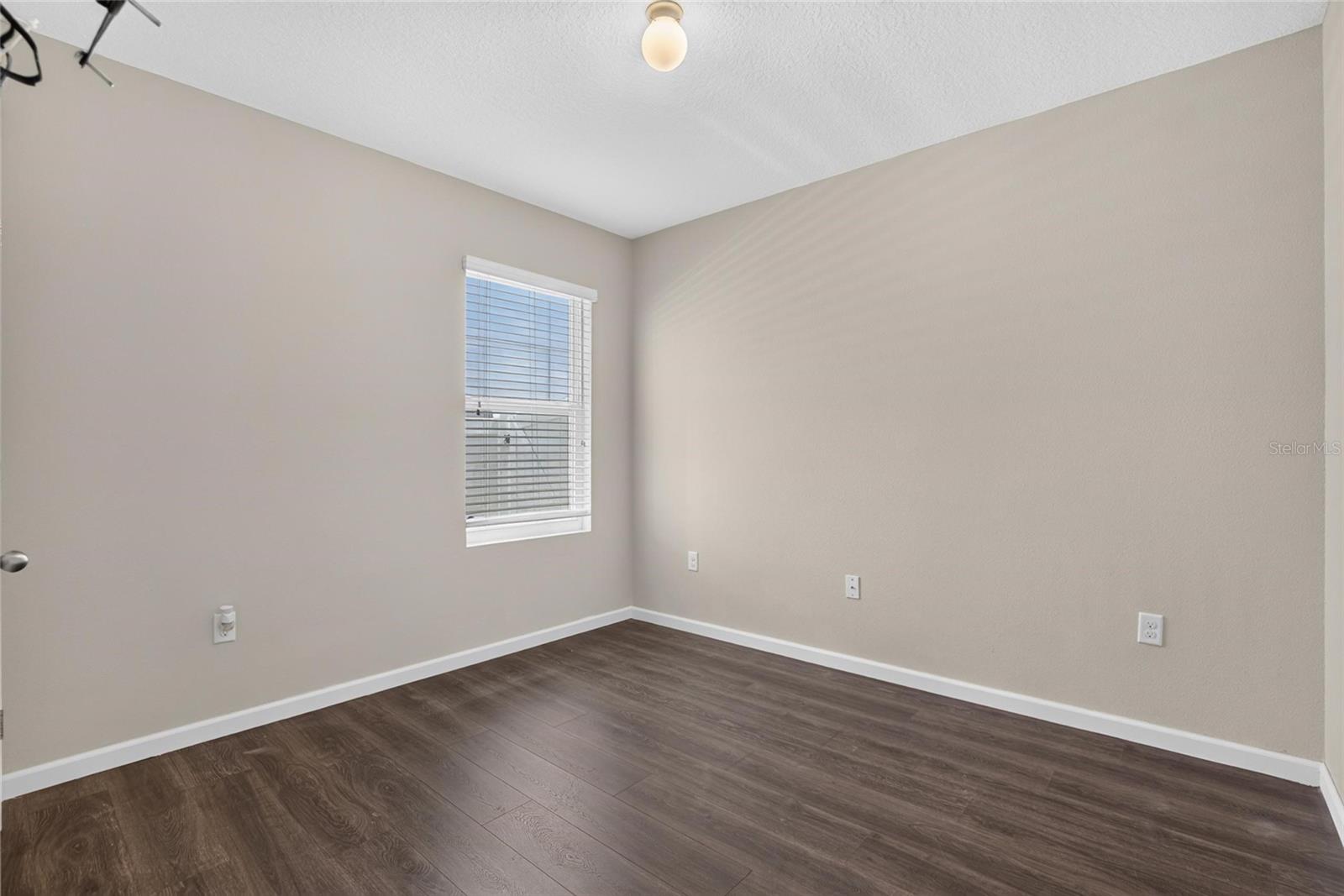12035 SUBURBAN SUNRISE ST — photo 12
