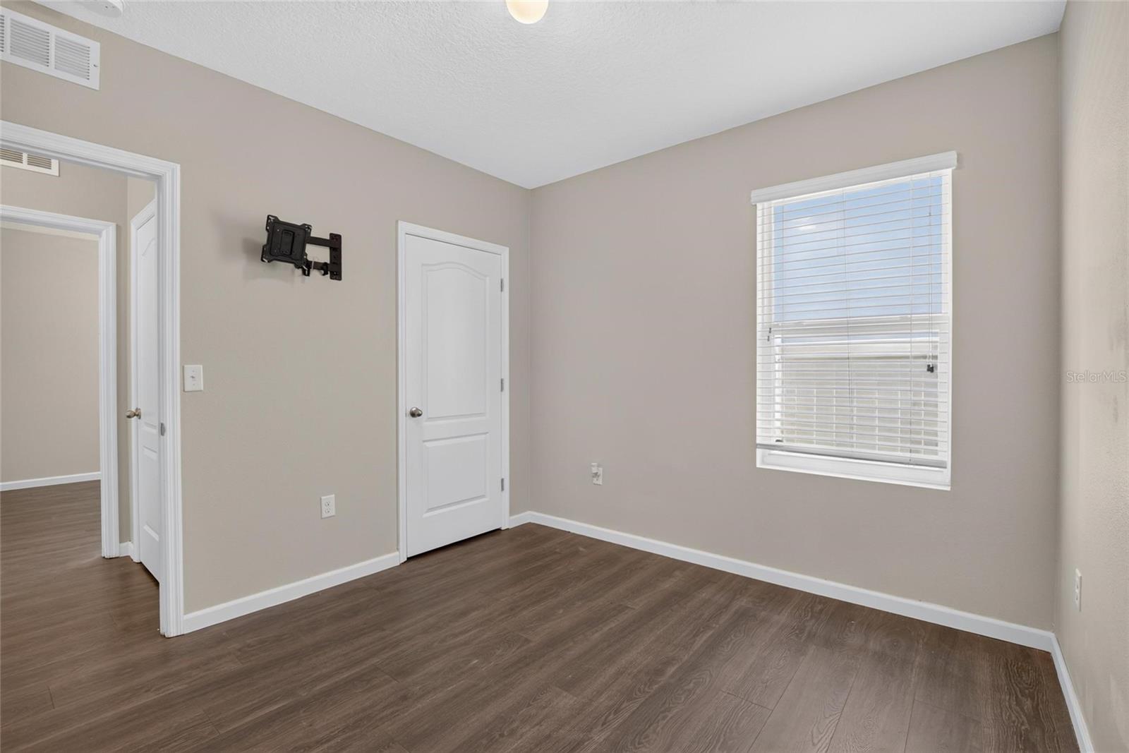 12035 SUBURBAN SUNRISE ST — photo 13