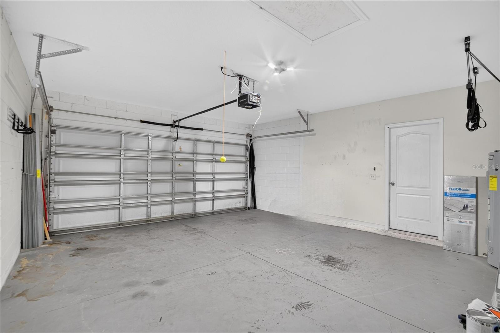 12035 SUBURBAN SUNRISE ST — photo 50