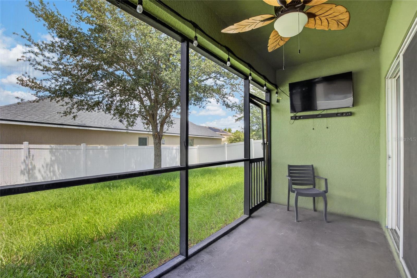 12035 SUBURBAN SUNRISE ST — photo 44