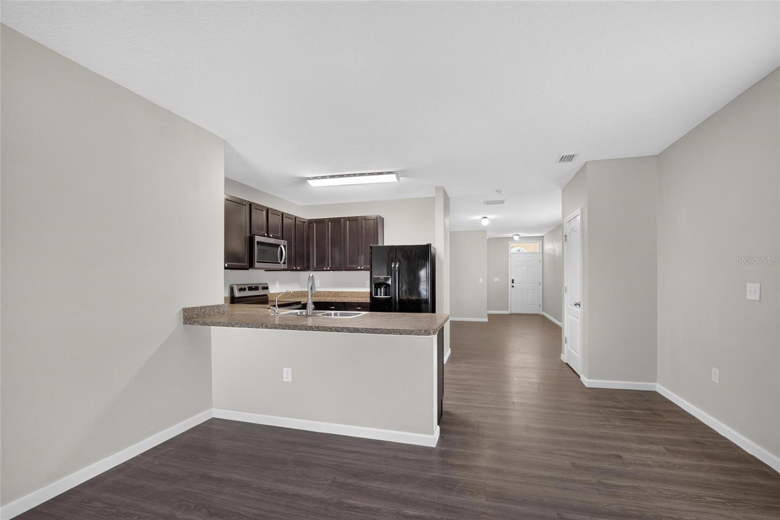 12035 SUBURBAN SUNRISE ST — photo 28