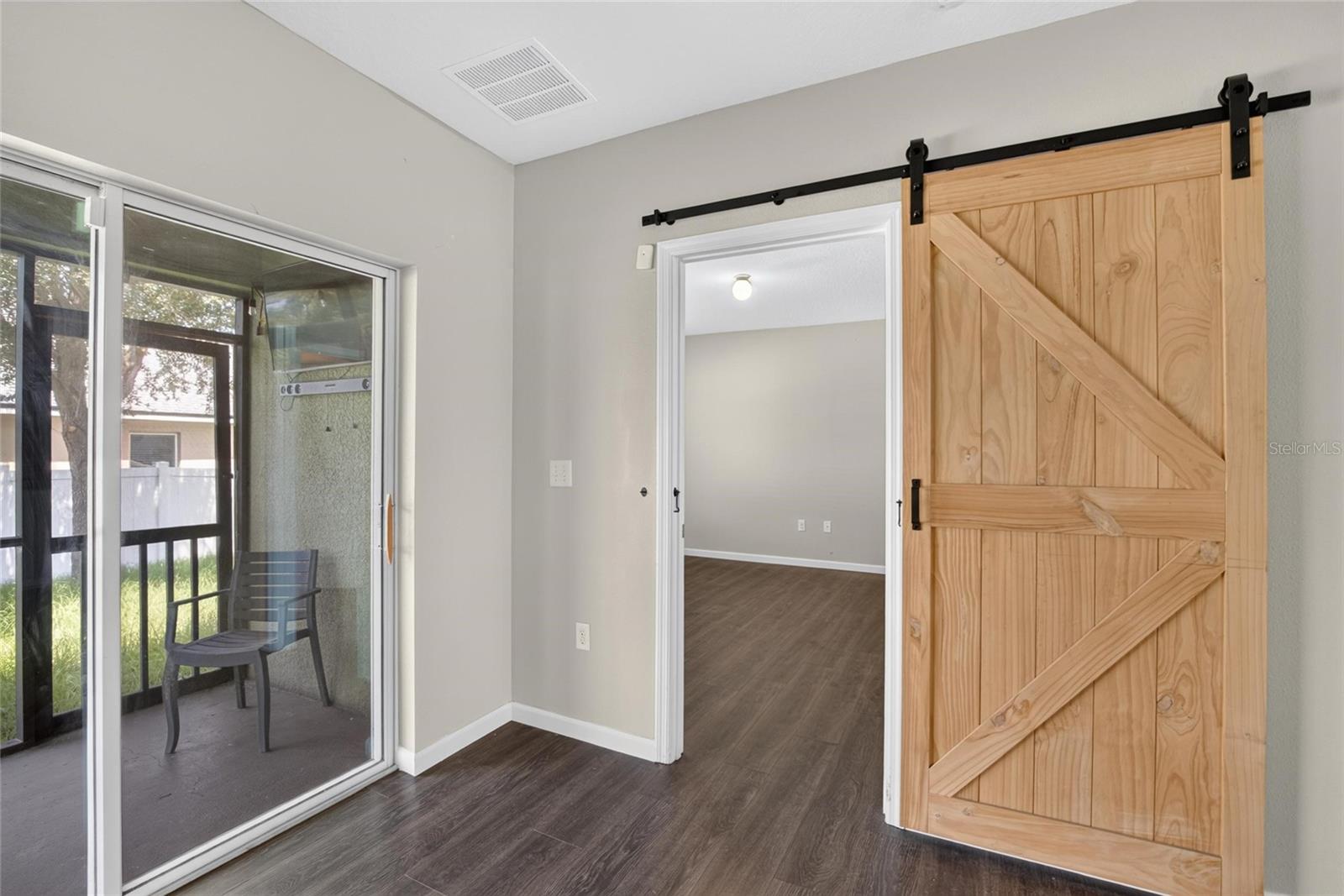 12035 SUBURBAN SUNRISE ST — photo 34