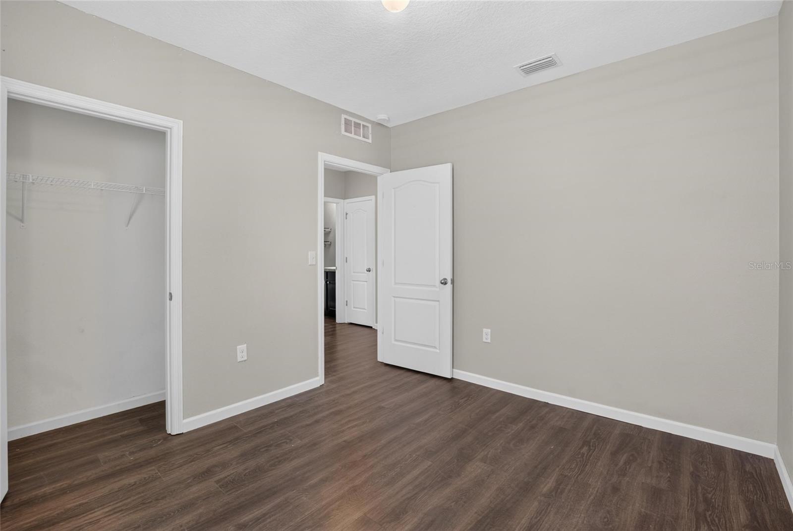 12035 SUBURBAN SUNRISE ST — photo 18