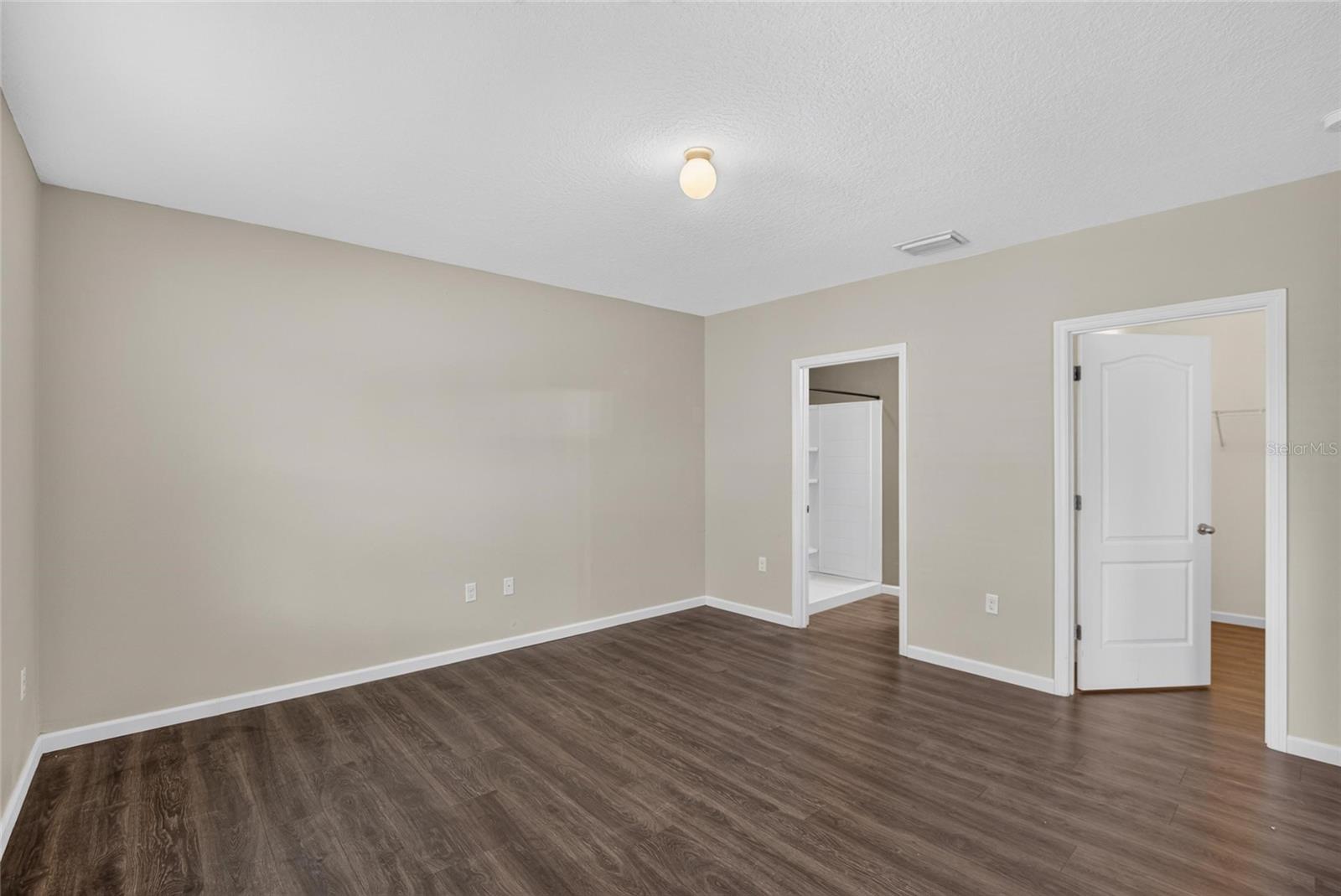 12035 SUBURBAN SUNRISE ST — photo 38