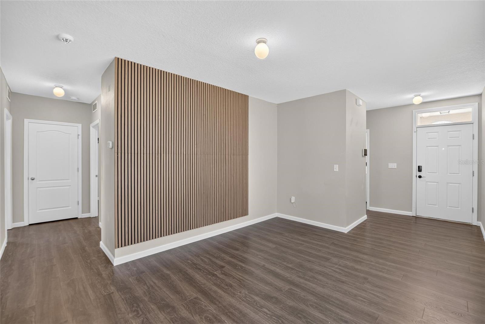 12035 SUBURBAN SUNRISE ST — photo 6