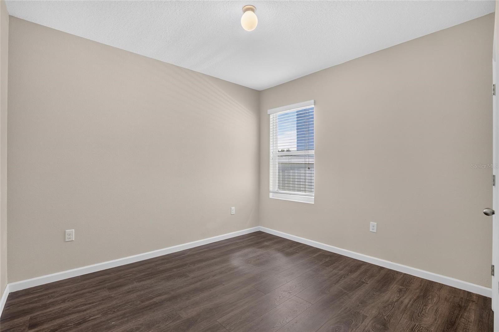 12035 SUBURBAN SUNRISE ST — photo 16