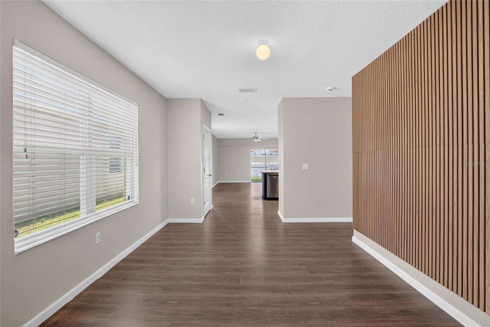 12035 SUBURBAN SUNRISE ST — photo 21