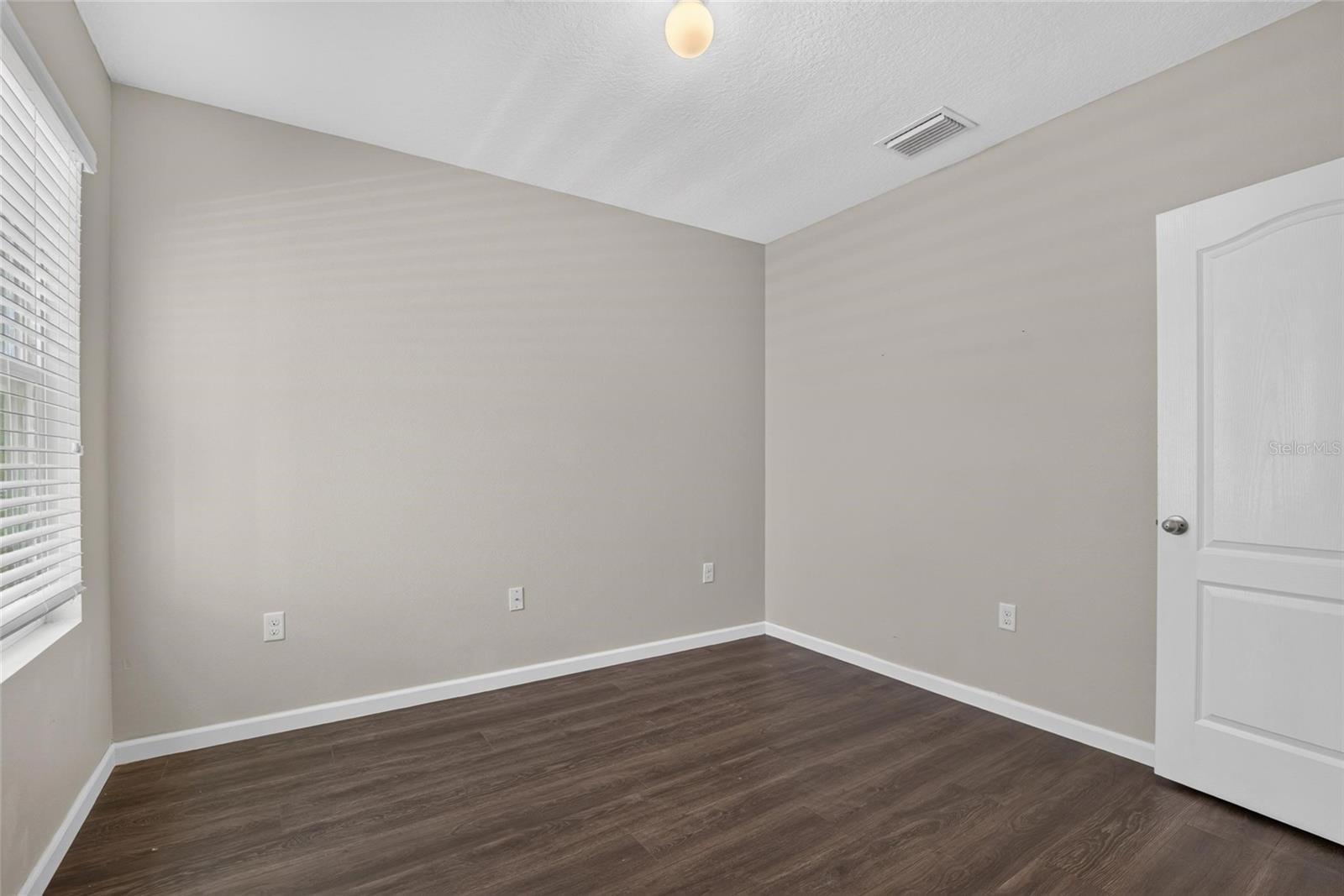 12035 SUBURBAN SUNRISE ST — photo 15