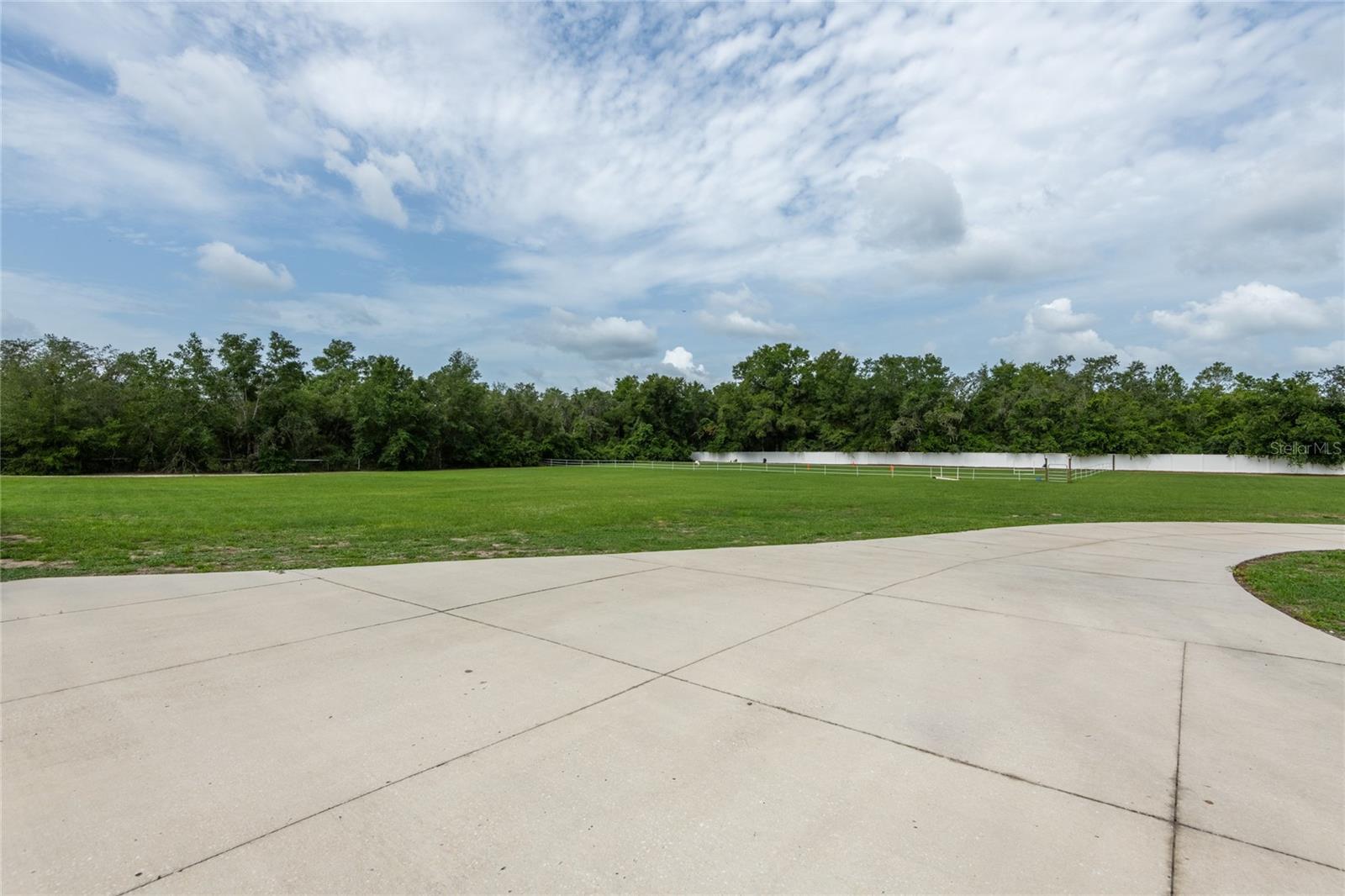 16142 BREAKWATER LN — photo 18