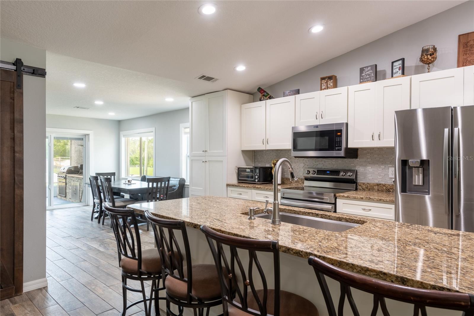 16142 BREAKWATER LN — photo 5