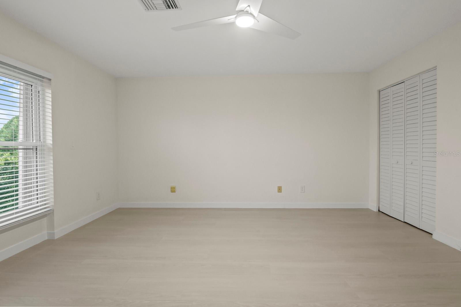 2703 LANCASTER DR — photo 14