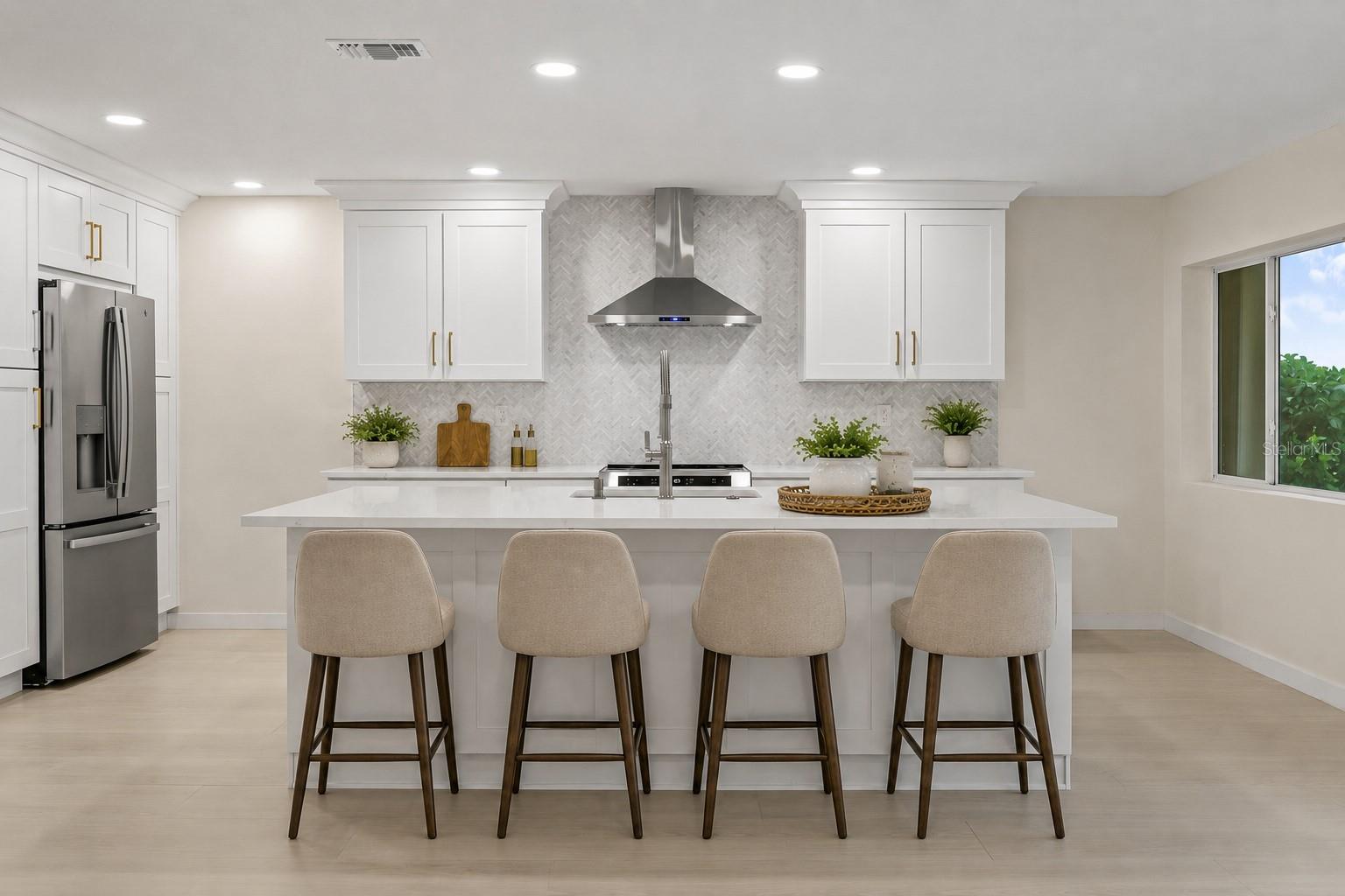 2703 LANCASTER DR — photo 5