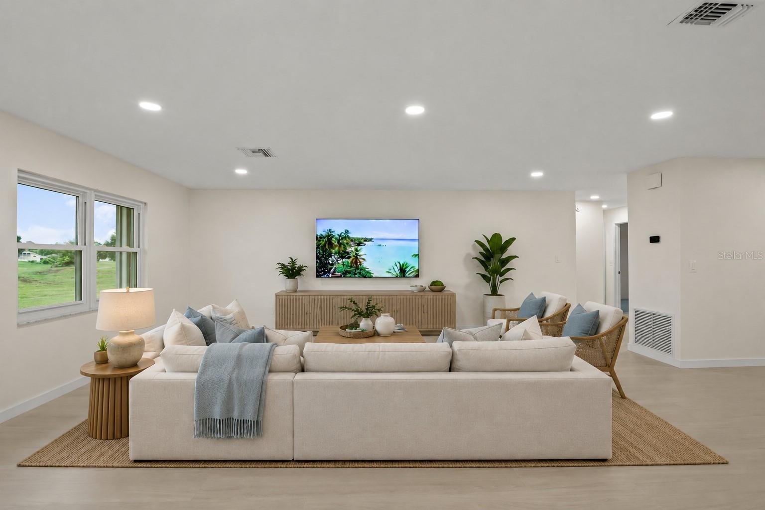 2703 LANCASTER DR — photo 12