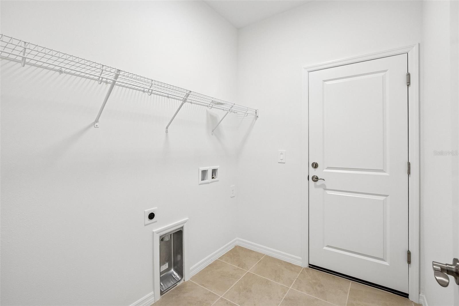 4520 OUTHAUL RUN — photo 31