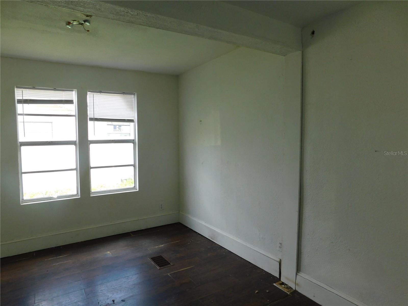 6400 12TH ST — photo 13