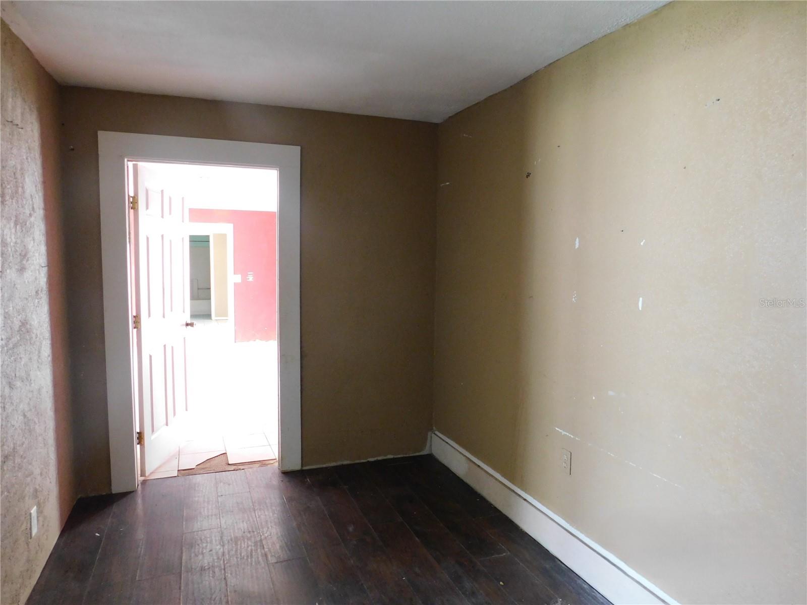 6400 12TH ST — photo 11