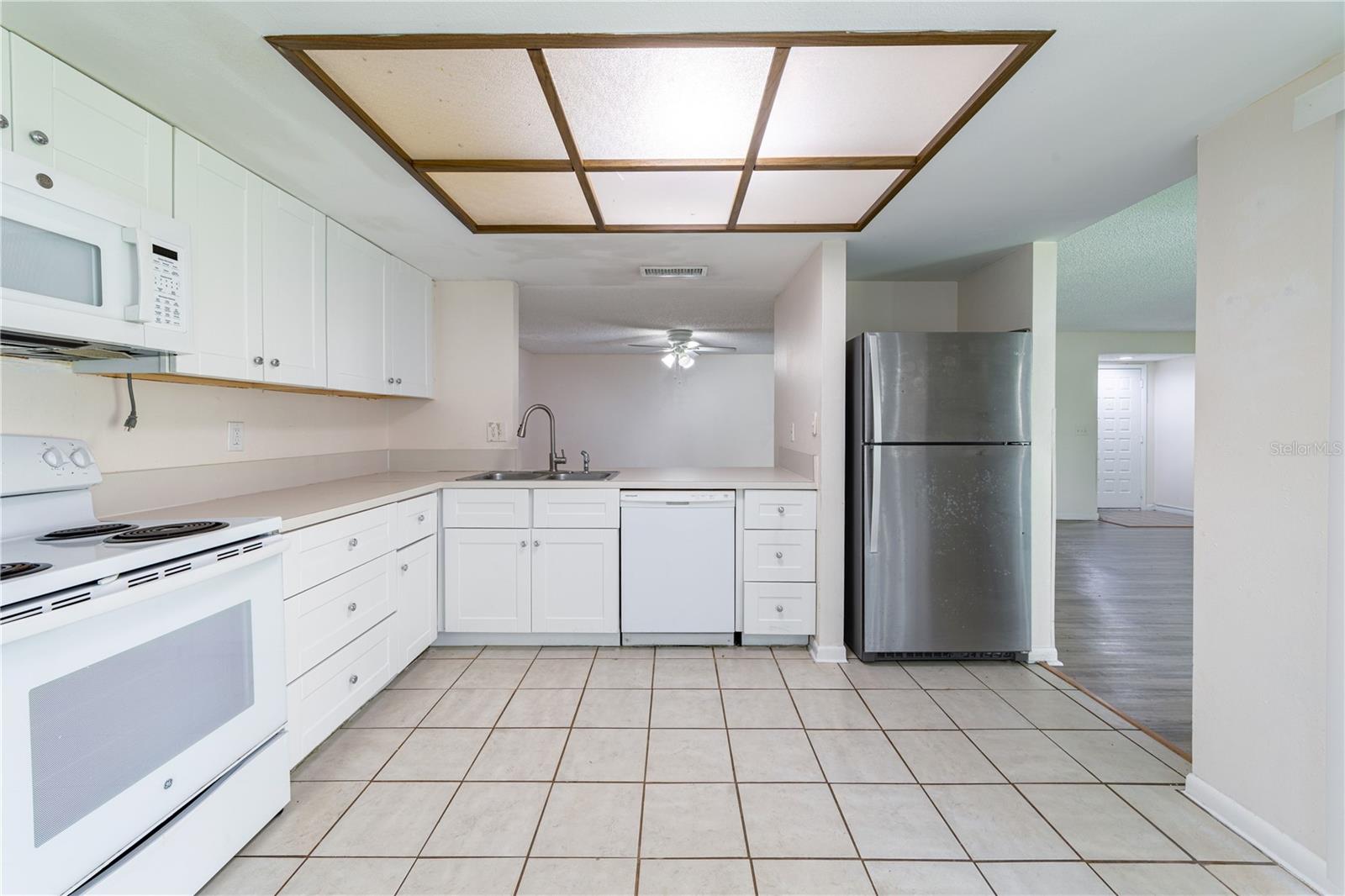 7873 NIAGARA AVE #1803 — photo 4
