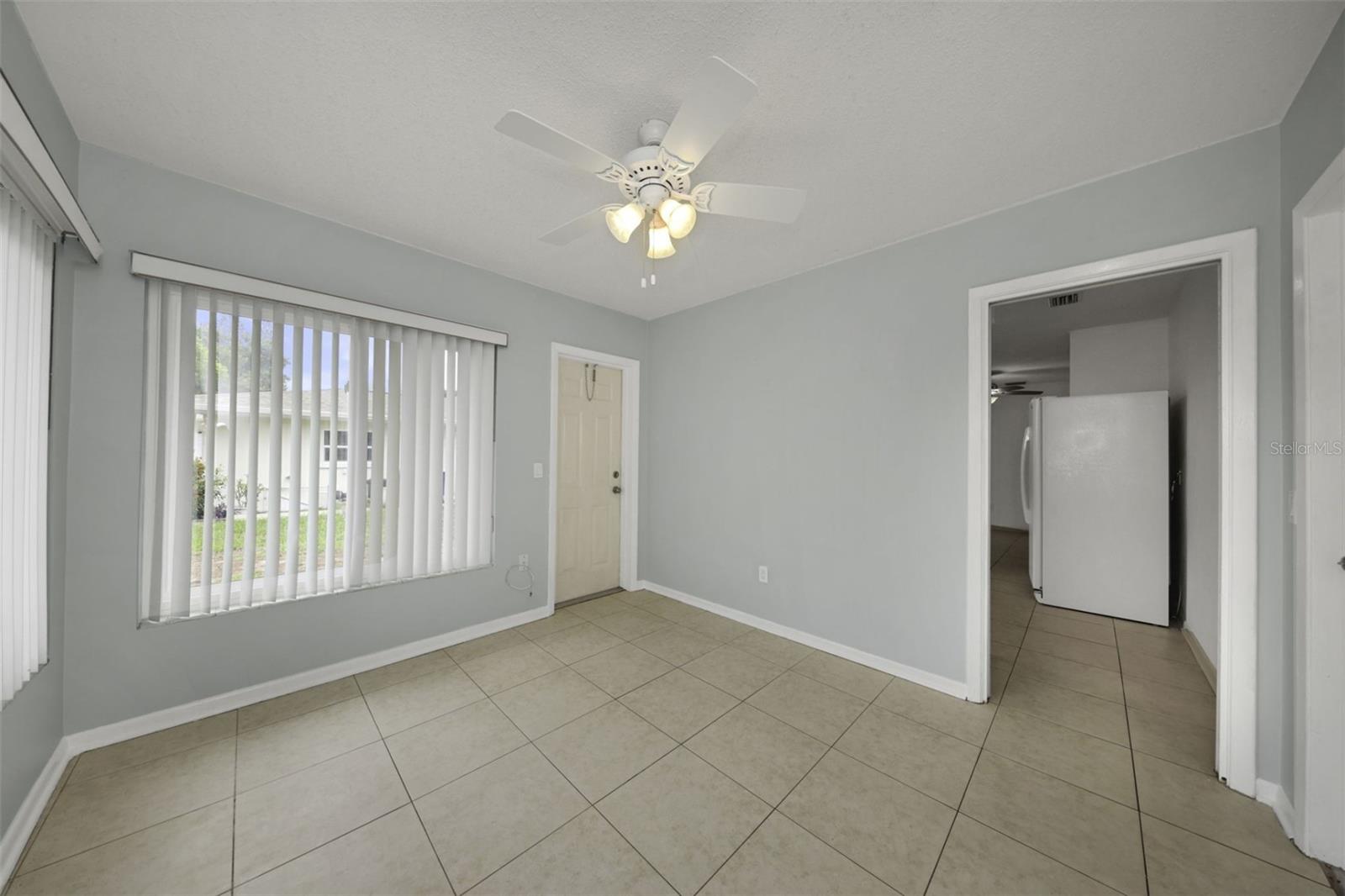 2077 DRUID RD E — photo 58