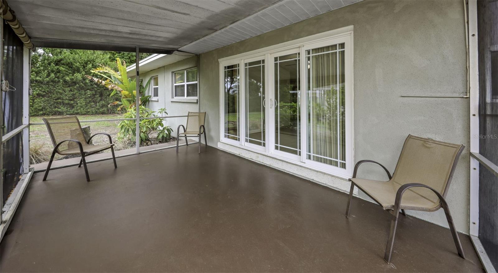 2077 DRUID RD E — photo 60
