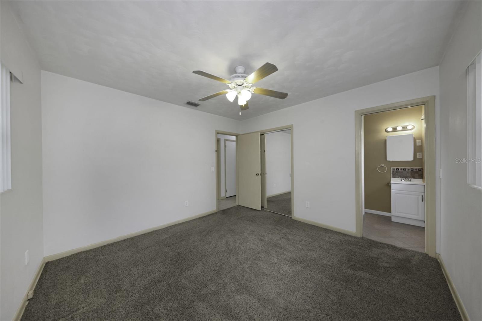 2077 DRUID RD E — photo 53