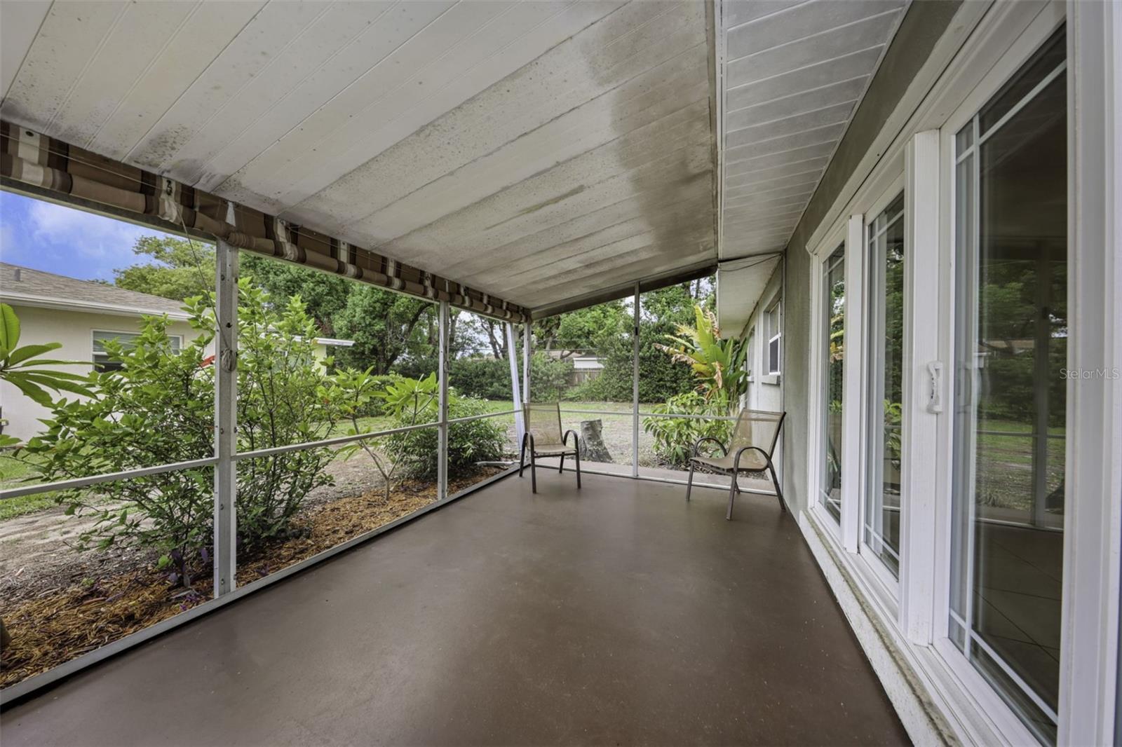 2077 DRUID RD E — photo 61