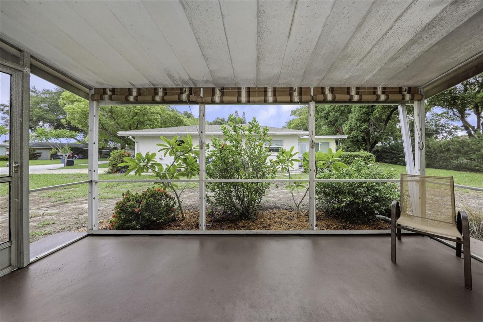 2077 DRUID RD E — photo 59