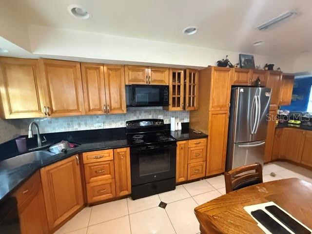 545 150TH AVE — photo 6