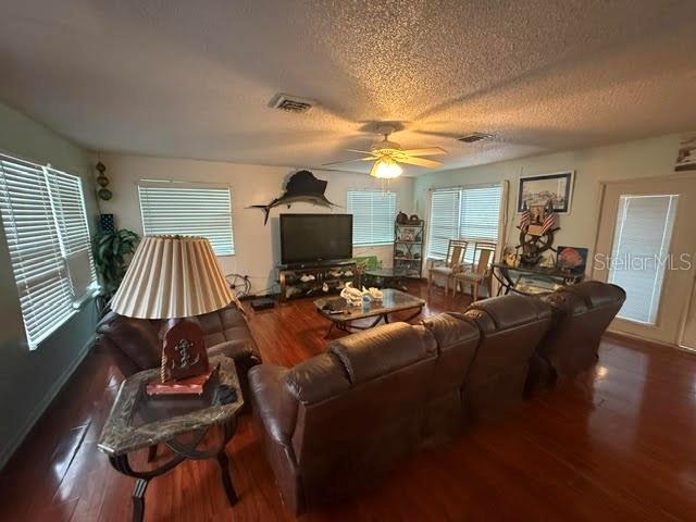 545 150TH AVE — photo 23