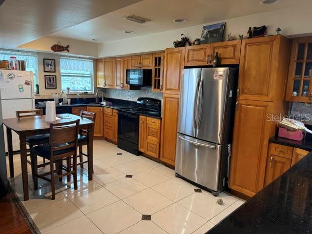 545 150TH AVE — photo 19