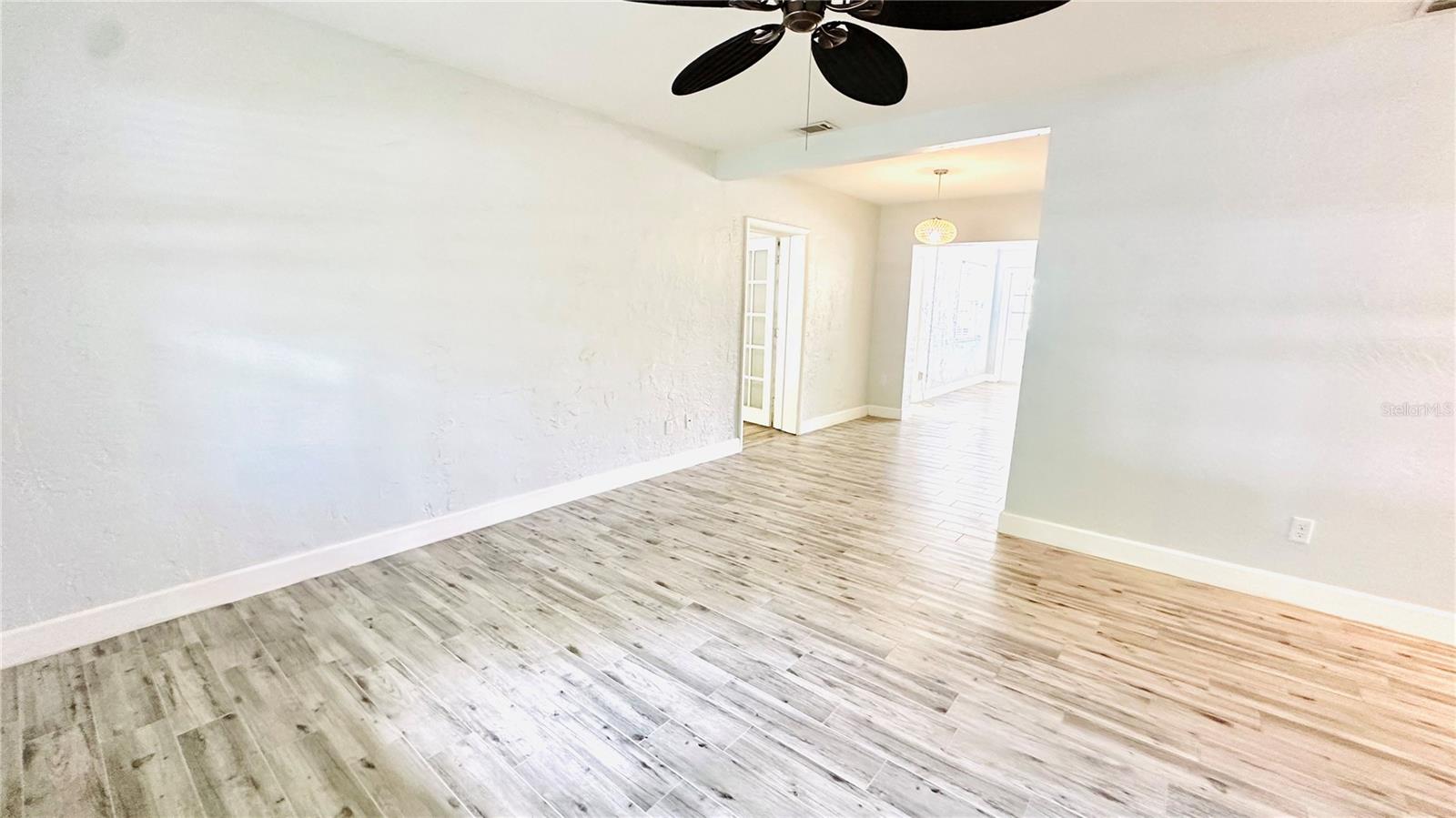 3925 W BAY VIEW AVE — photo 12