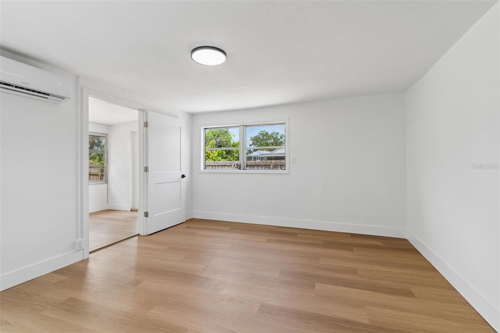 517 HAMPTON AVE NE — photo 21