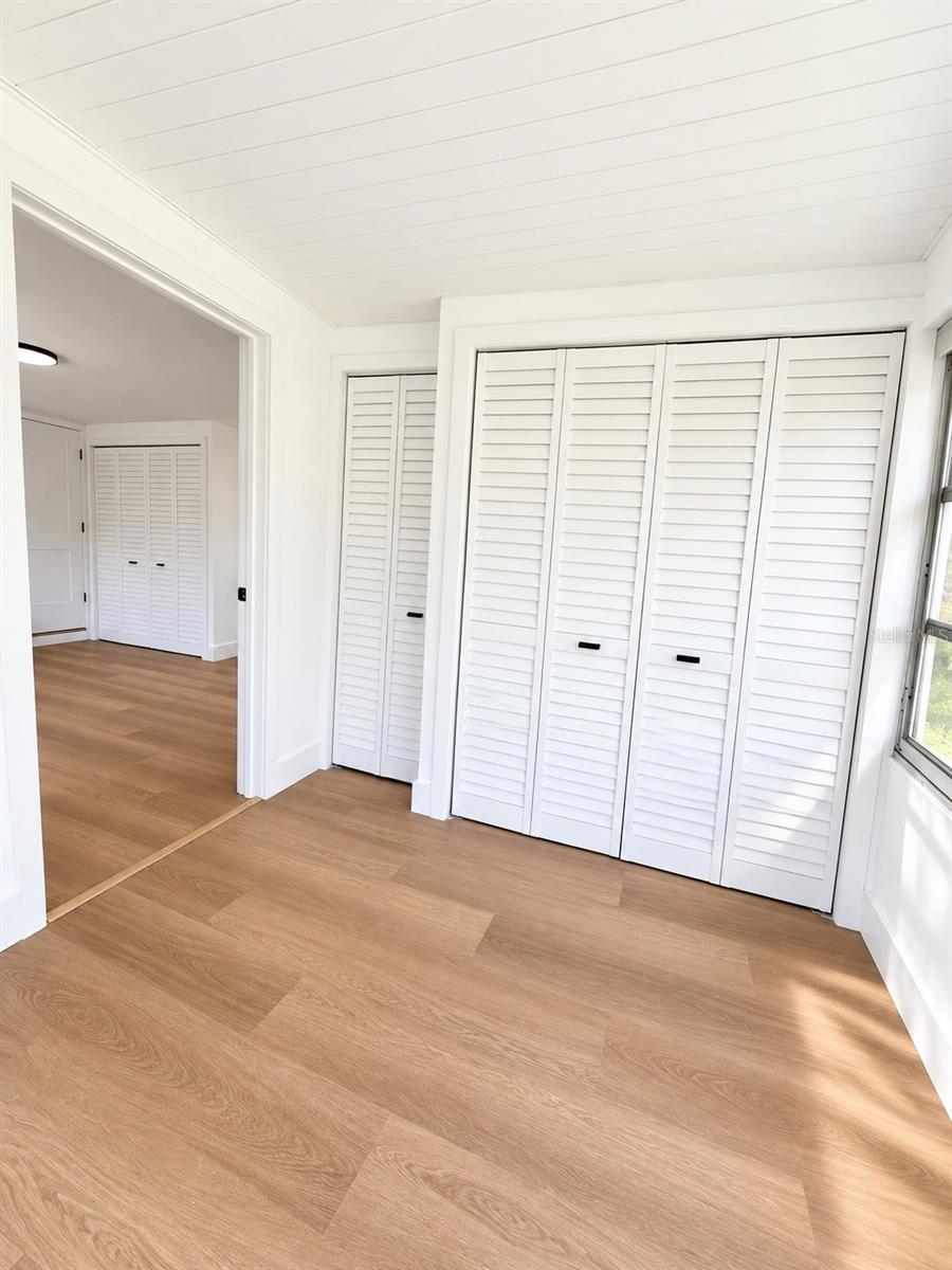517 HAMPTON AVE NE — photo 11