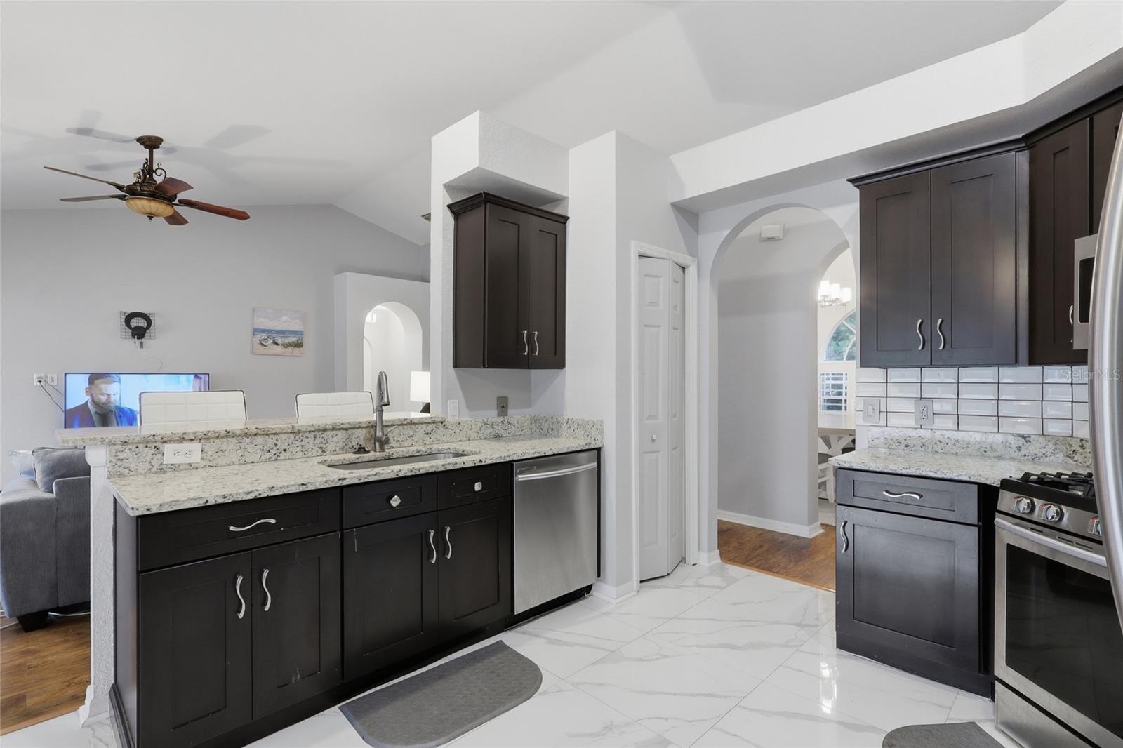 2208 KATANA PL — photo 16