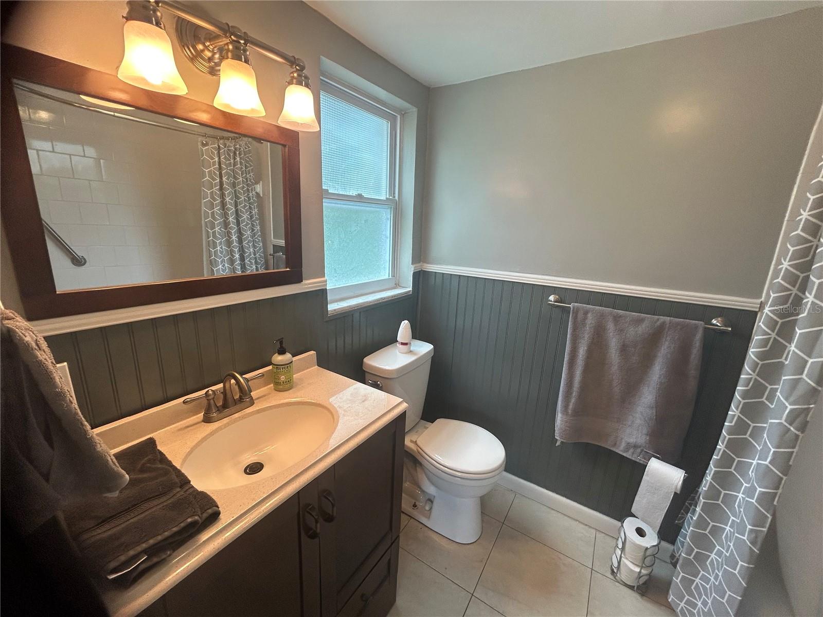 300 35TH AVE N #F8 — photo 19