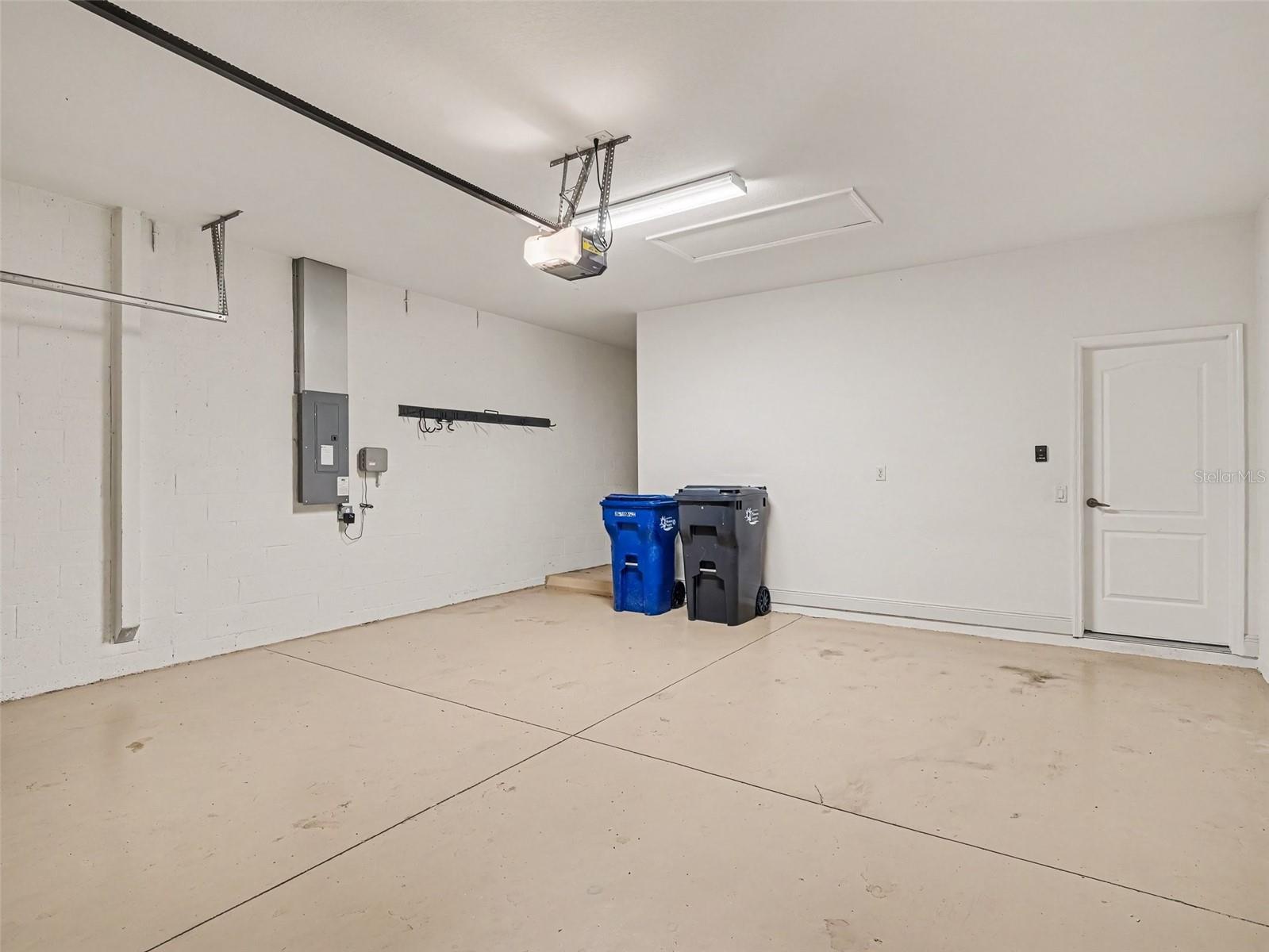 7521 RIDGELAKE CIR — photo 25