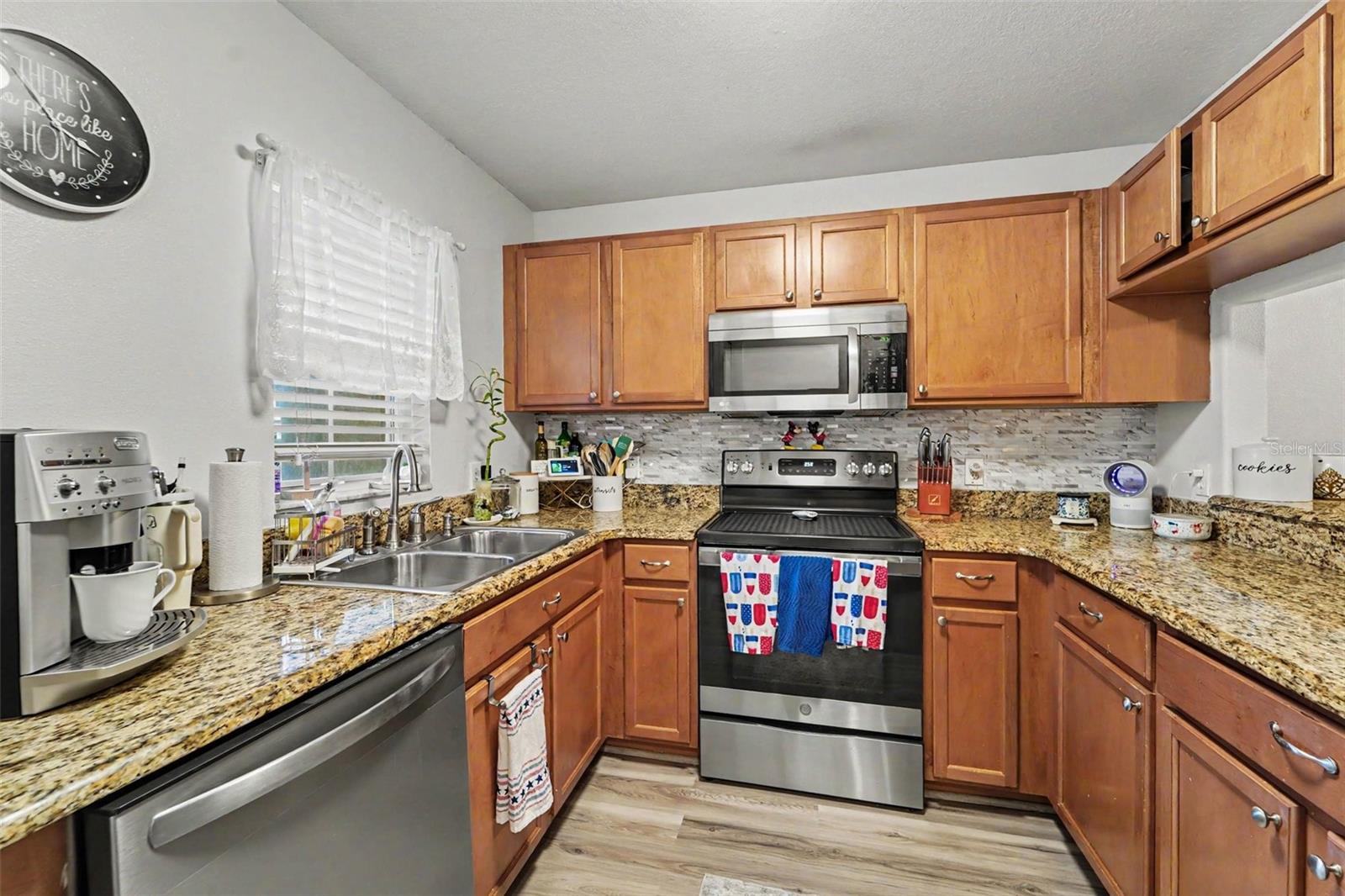 6255 TIMBERLY LN — photo 11