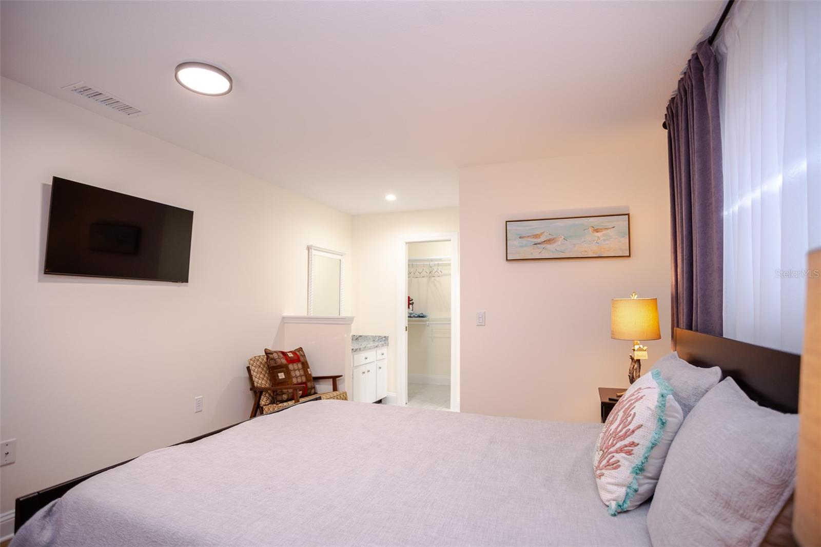 2719 FOREST KNOLL DR — photo 10