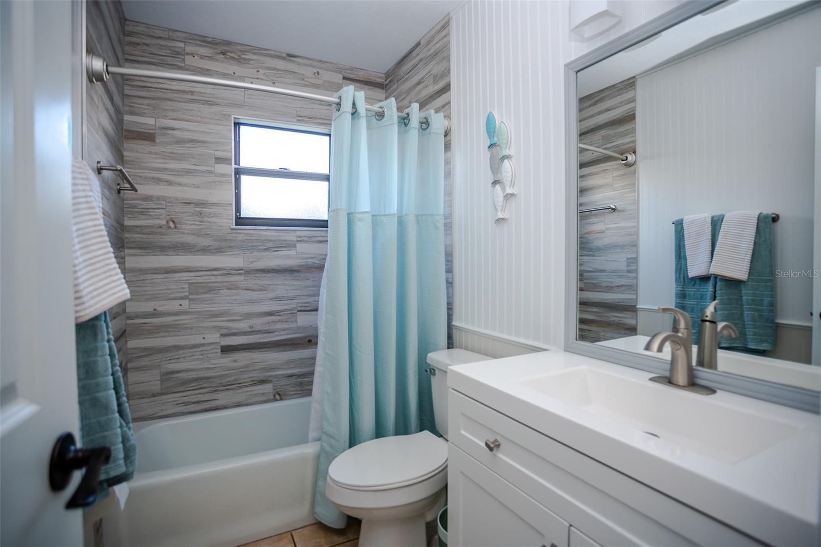 2719 FOREST KNOLL DR — photo 15