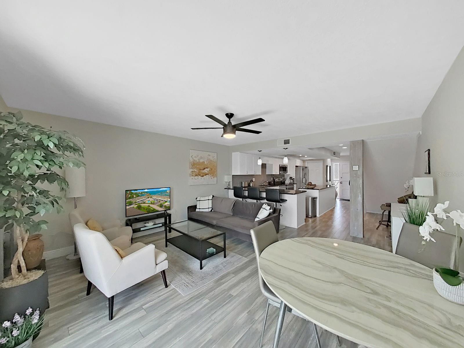 433 S PAULA DR #18 — photo 20
