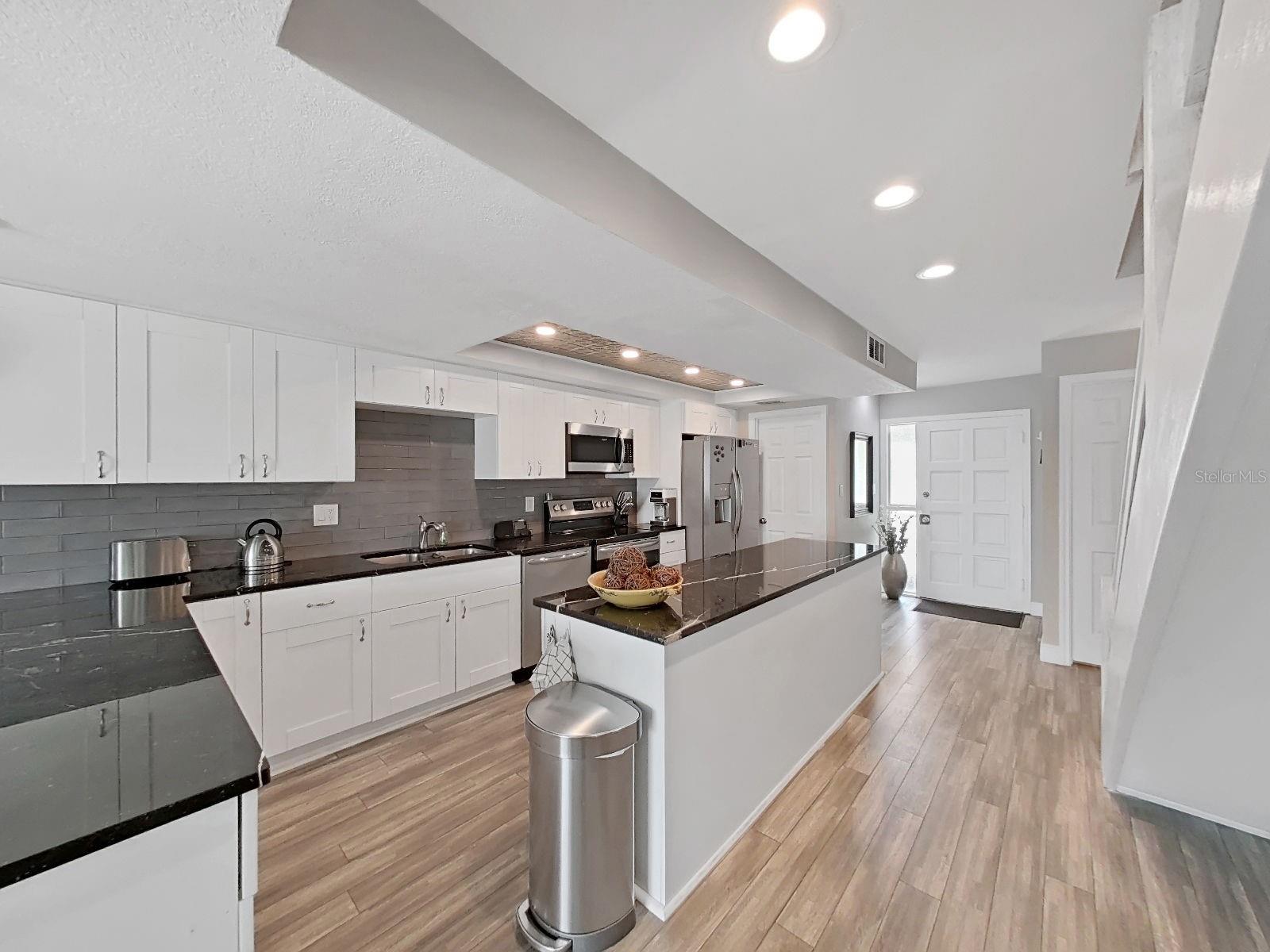 433 S PAULA DR #18 — photo 11