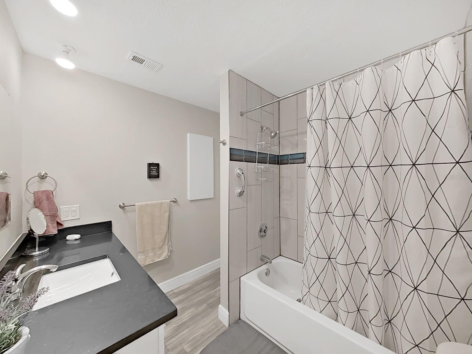 433 S PAULA DR #18 — photo 30