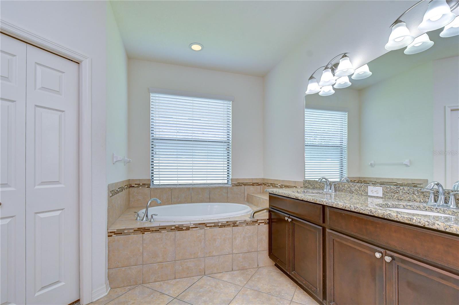 8443 WHITE POPLAR DR — photo 48