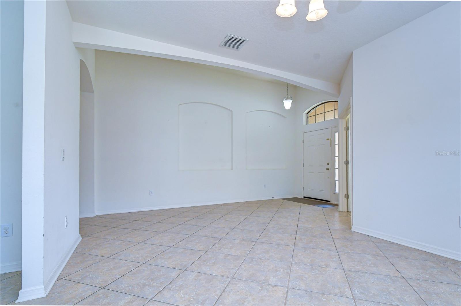 8443 WHITE POPLAR DR — photo 24