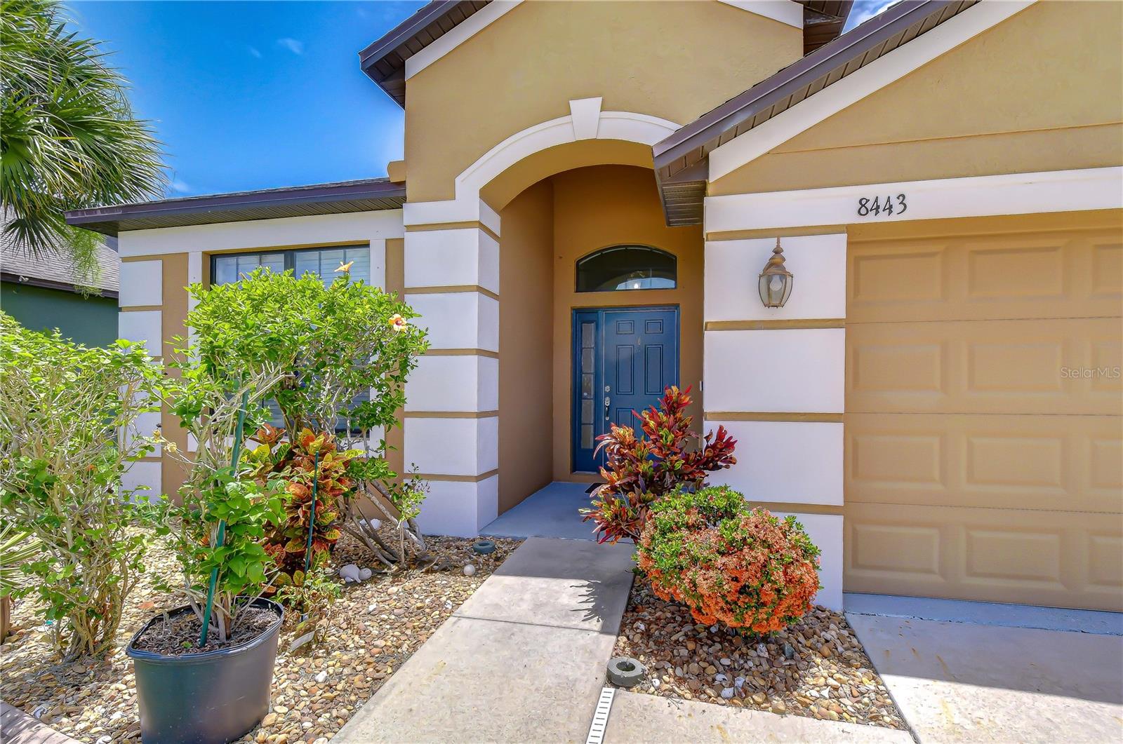 8443 WHITE POPLAR DR — photo 15
