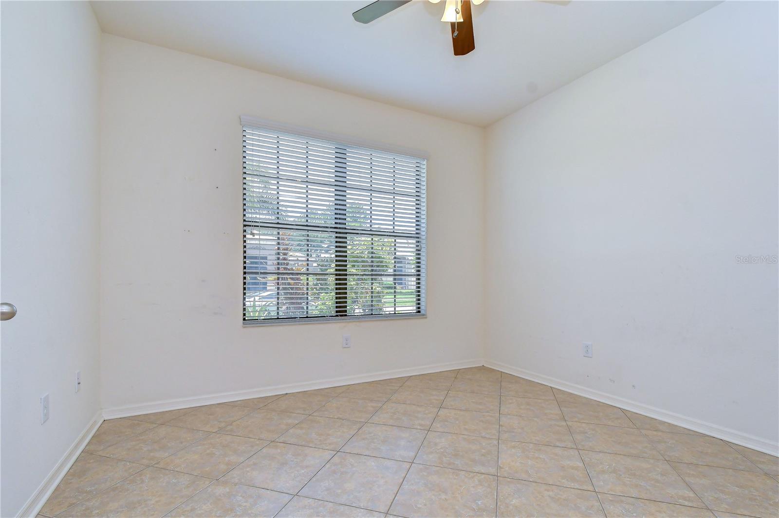 8443 WHITE POPLAR DR — photo 21