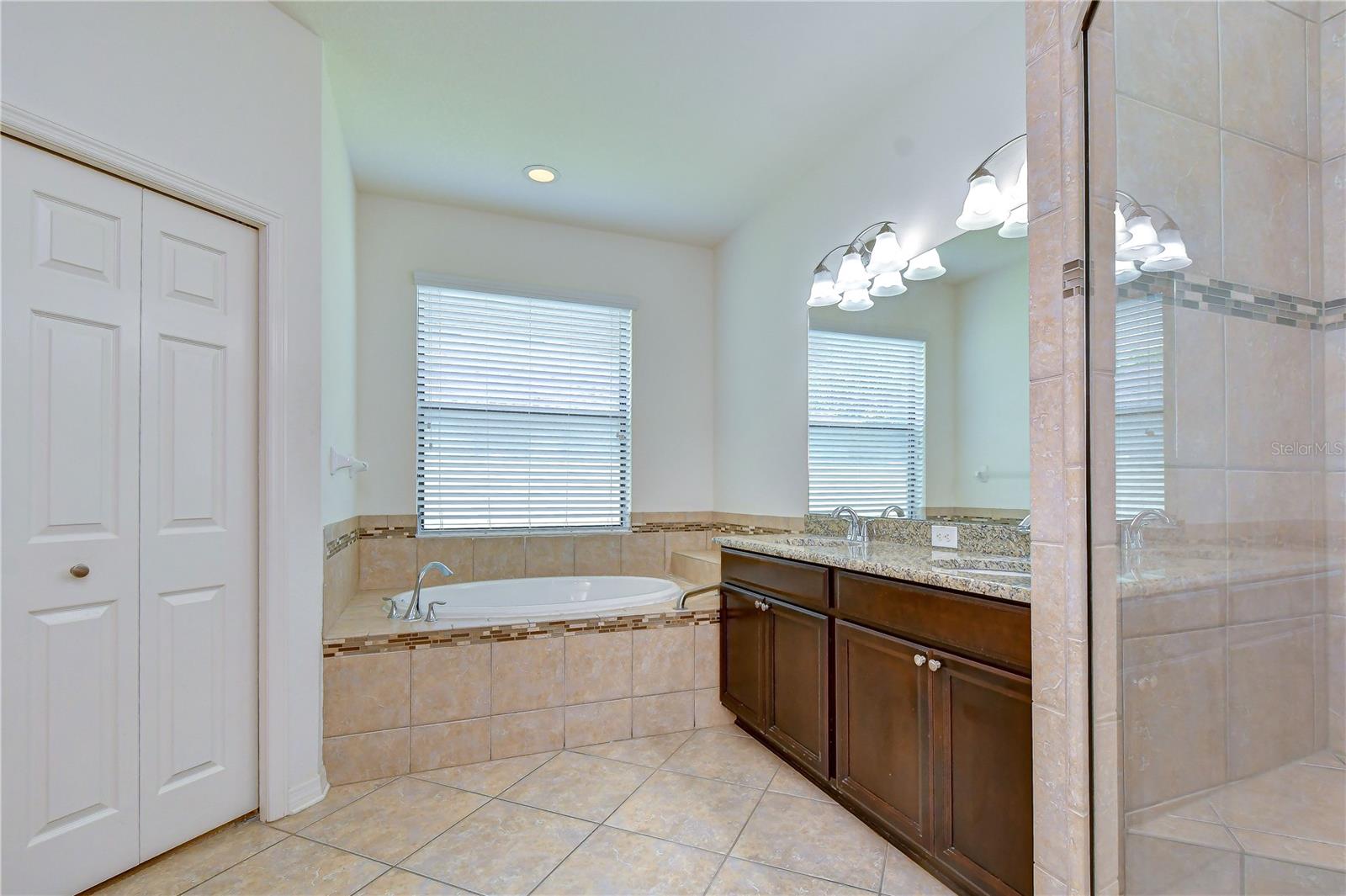 8443 WHITE POPLAR DR — photo 47