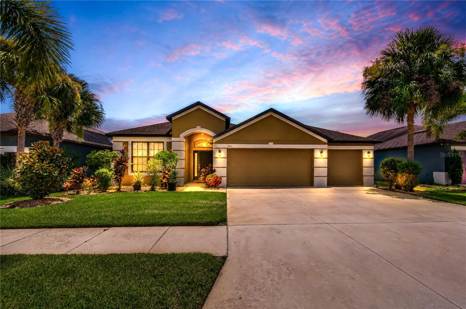 8443 WHITE POPLAR DR — photo 6