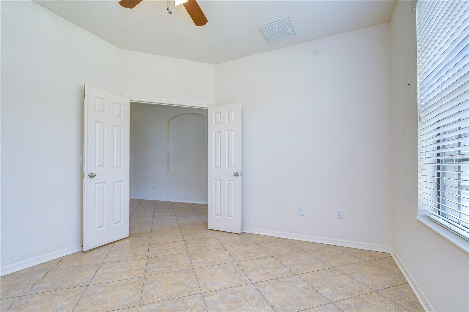 8443 WHITE POPLAR DR — photo 22