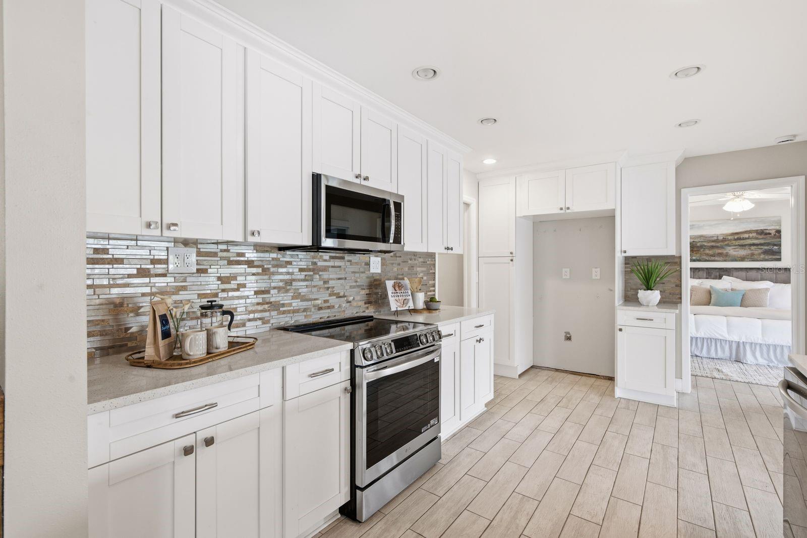 9903 SAN SEBASTIAN WAY — photo 17