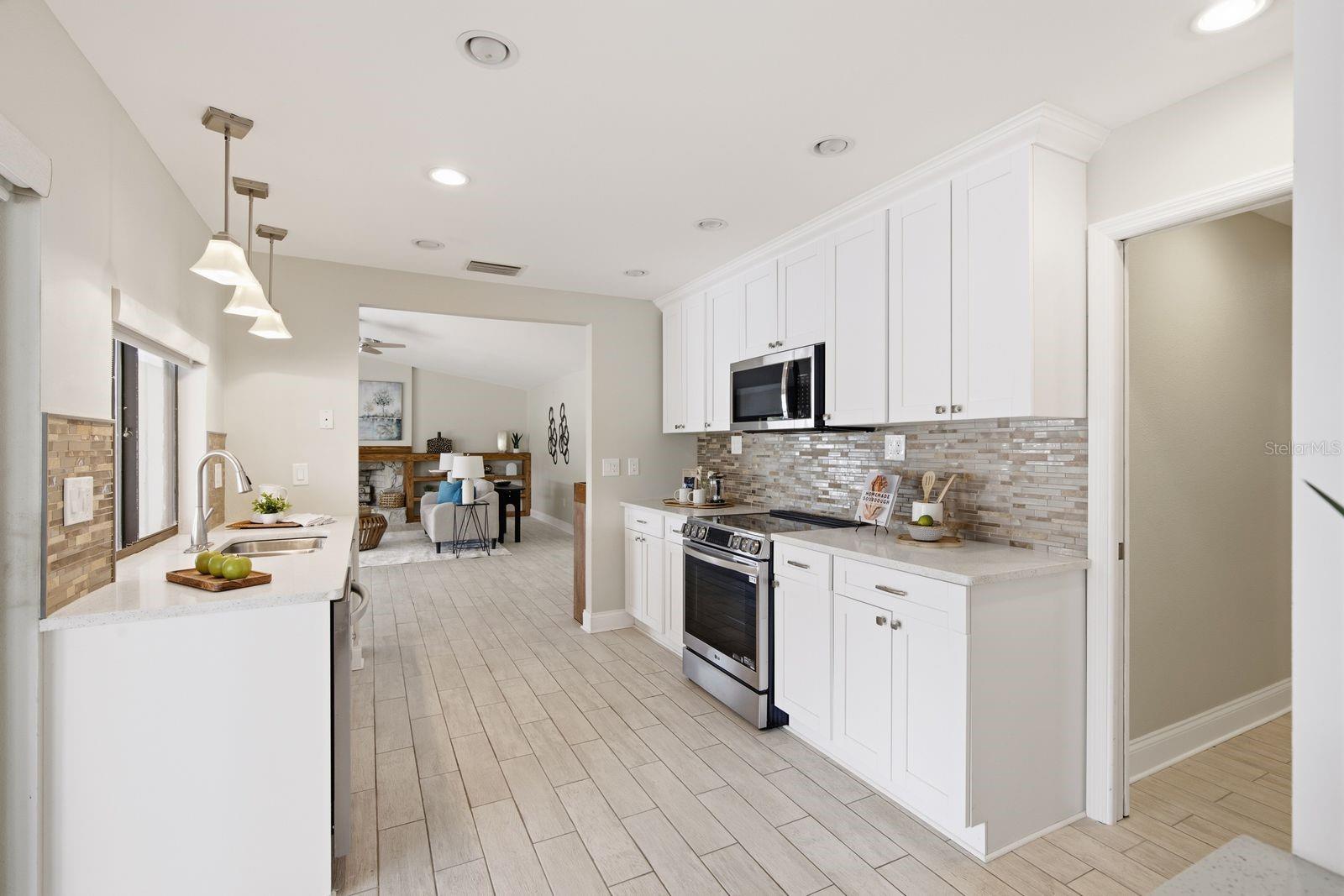9903 SAN SEBASTIAN WAY — photo 15